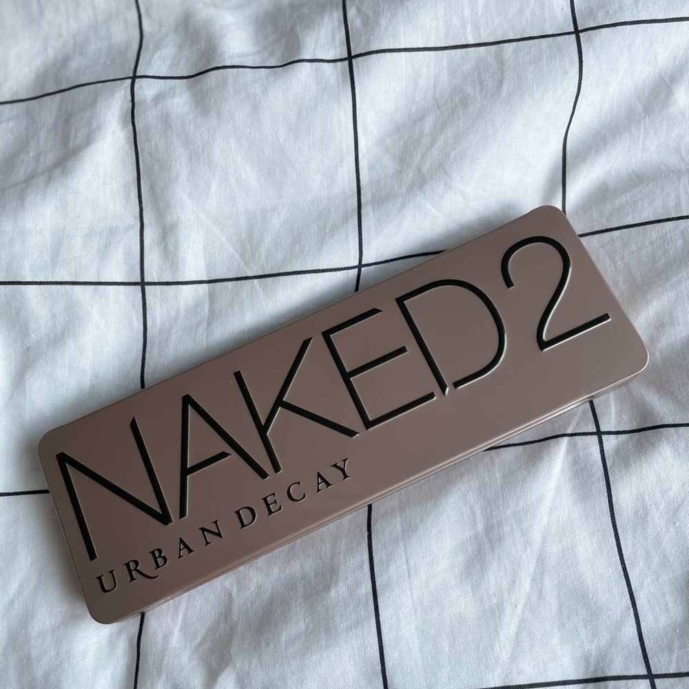 Naked 2